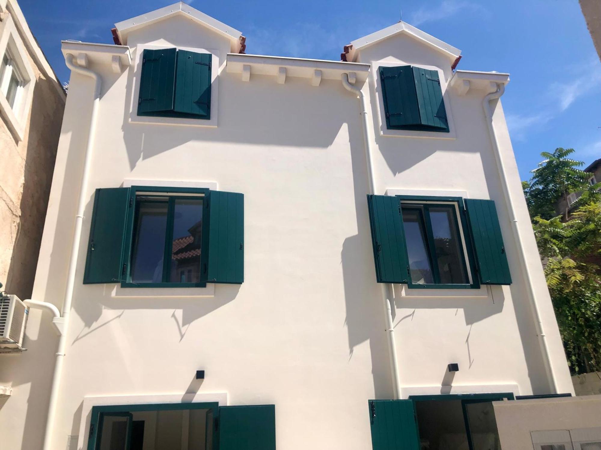 Art Heritage Apartment *